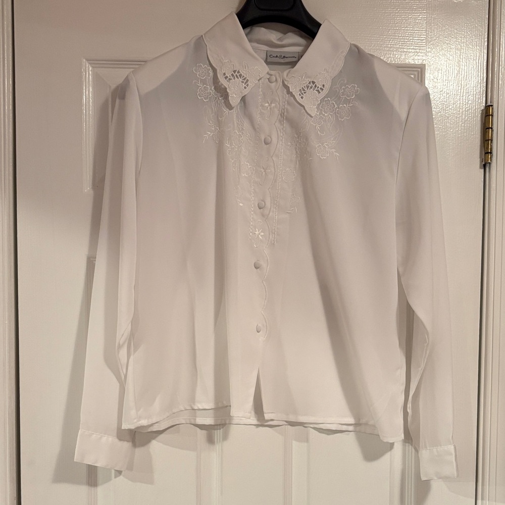 Croft & Barrow White Blouse with Floral Embroidery